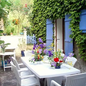 Moulin De Cornevis Bed & Breakfast